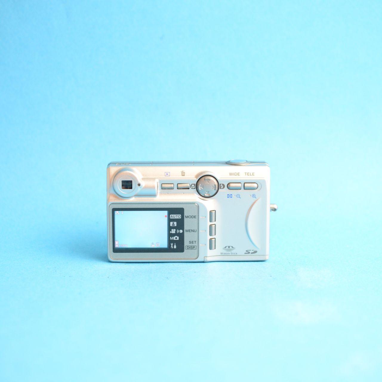 Konica Minolta DiMAGE G530 Digital Camera | 5.0MP | Read Description | Silver