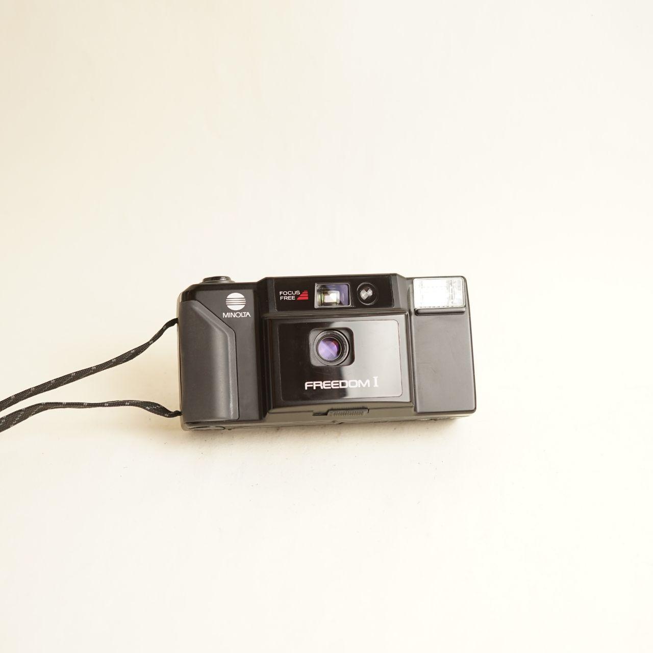 Minolta Freedom I Film Camera | 35mm Point & Shoot | Tested & Working | Black