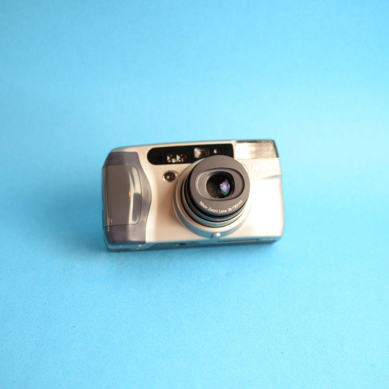 Nikon Zoom 800 AF Film Camera | 35mm Point & Shoot | Tested & Working | Grey