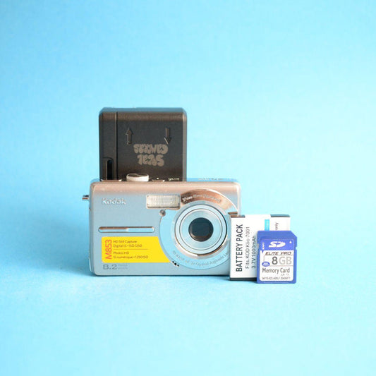 Kodak EasyShare M853 Digital Camera | 8.2MP | Tested & Working | Silver