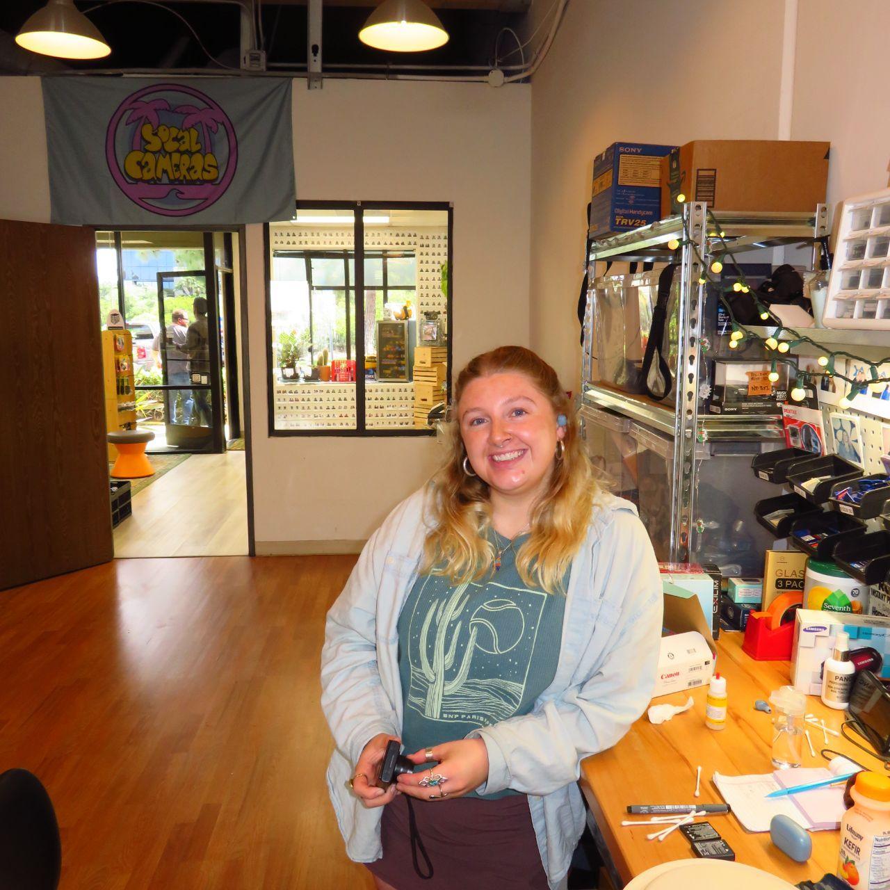 Canon PowerShot SX720 HS Digital Camera | 20.3MP | Read Description | Grey