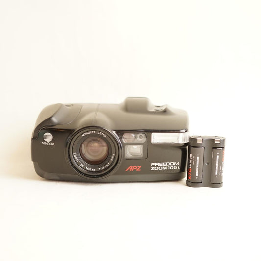 Minolta Freedom Zoom 105i Film Camera | 35mm Point & Shoot | Read Description | Black