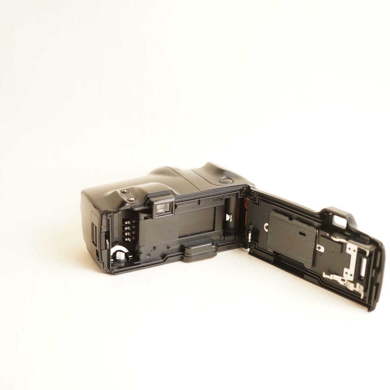 Minolta Freedom Zoom 105i Film Camera | 35mm Point & Shoot | Read Description | Black