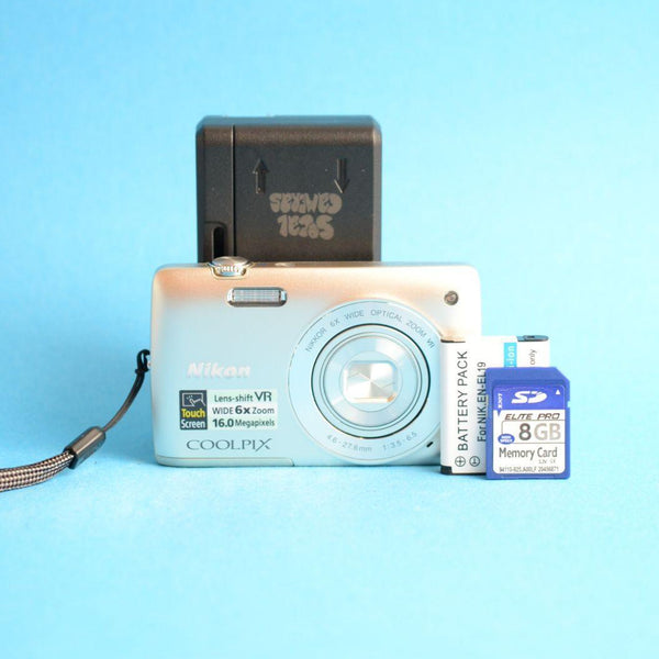 Nikon Coolpix S4300 Digital Camera | 16.0MP | Tested & Working