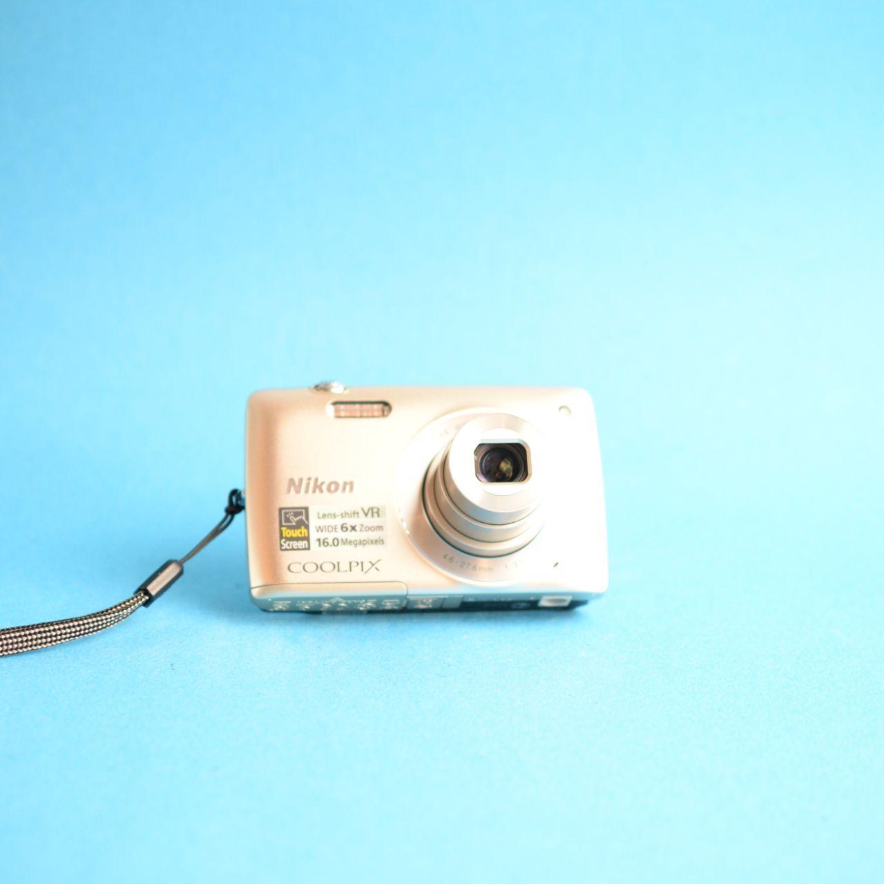 Nikon Coolpix S4300 Digital Camera | 16.0MP | Tested & Working | Silver