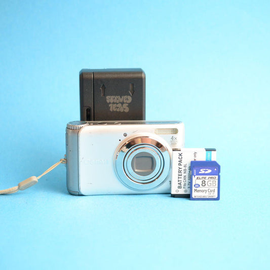 Canon PowerShot A3100 IS Digital Camera | 12.1MP | Tested & Working | Silver