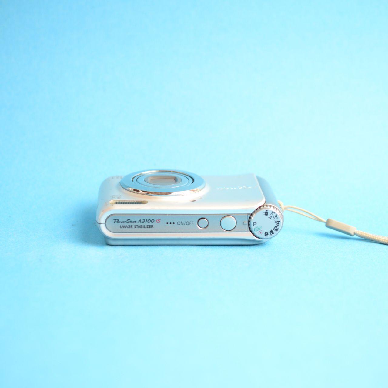 Canon PowerShot A3100 IS Digital Camera | 12.1MP | Tested & Working | Silver