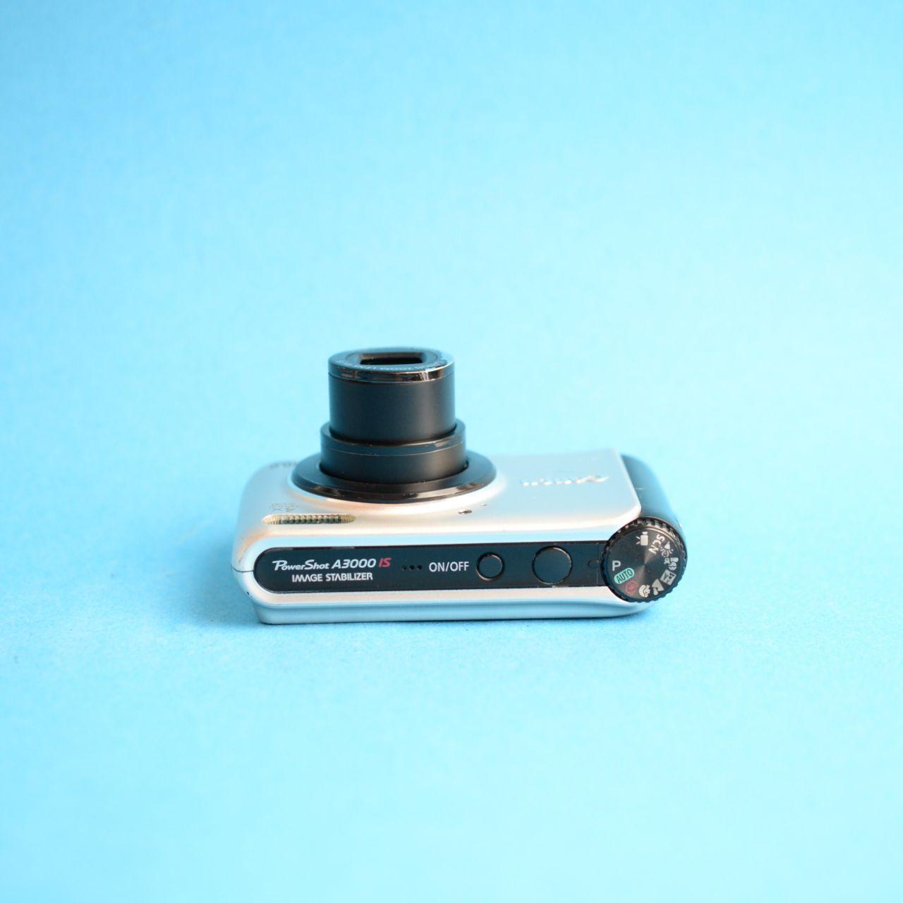 Canon PowerShot A3000 IS Digital Camera | 10.0MP | Tested & Working | Silver