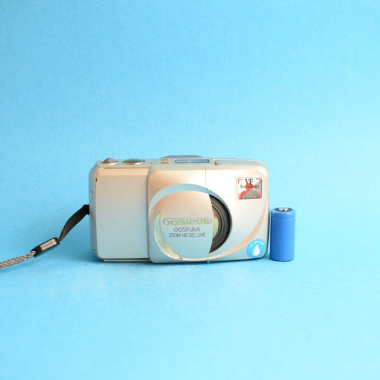 Olympus Infinity Stylus Zoom 140 Deluxe Film Camera | 35mm Point & Shoot | Tested & Working | Gold