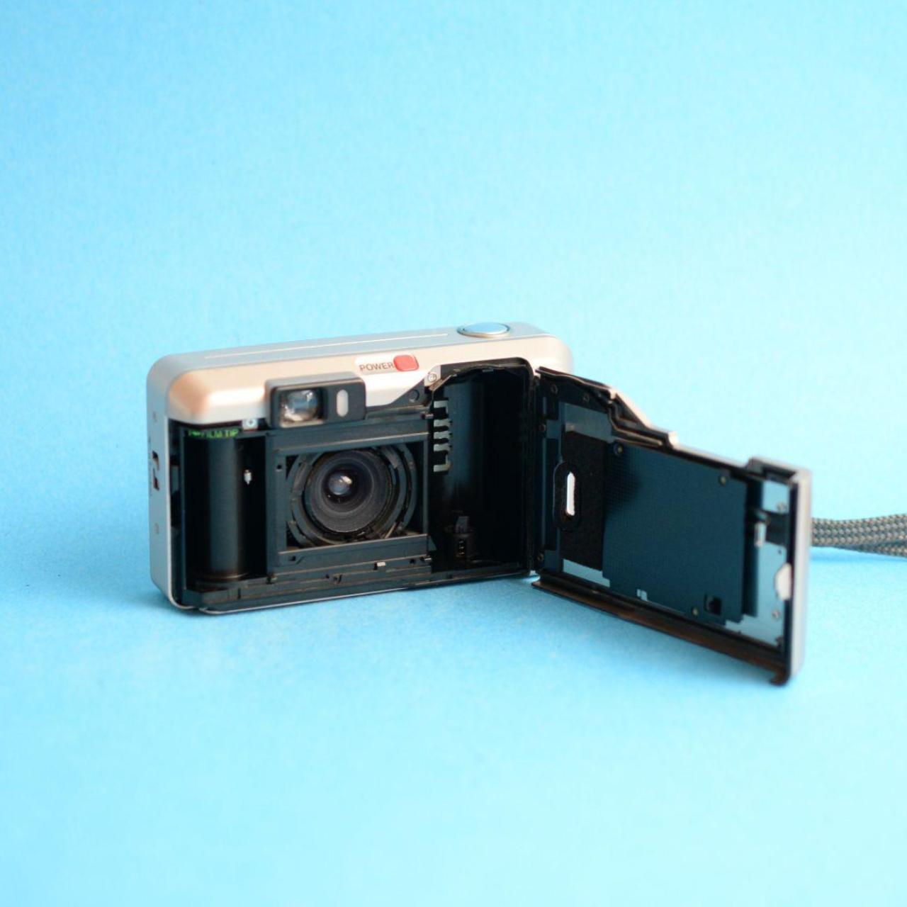 Fujifilm Zoom Date 1000 Film Camera | 35mm Point & Shoot | Tested & Working | Silver