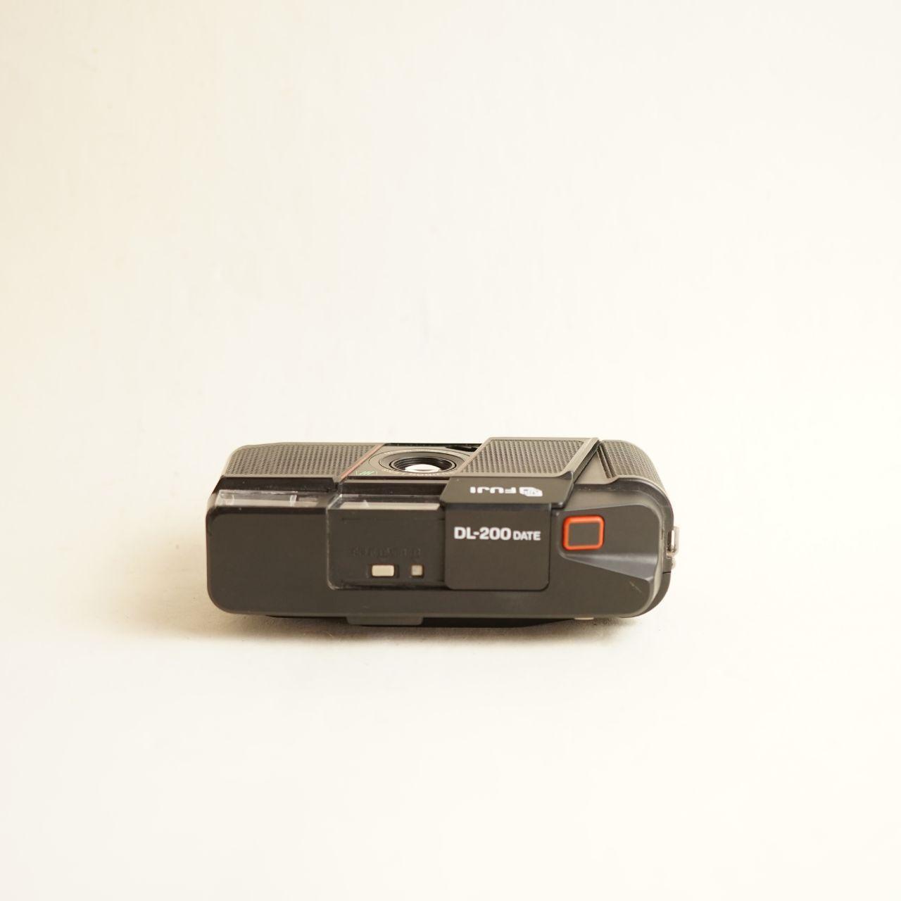 Fujifilm DL-200 Date Film Camera | 35mm Point & Shoot | Tested