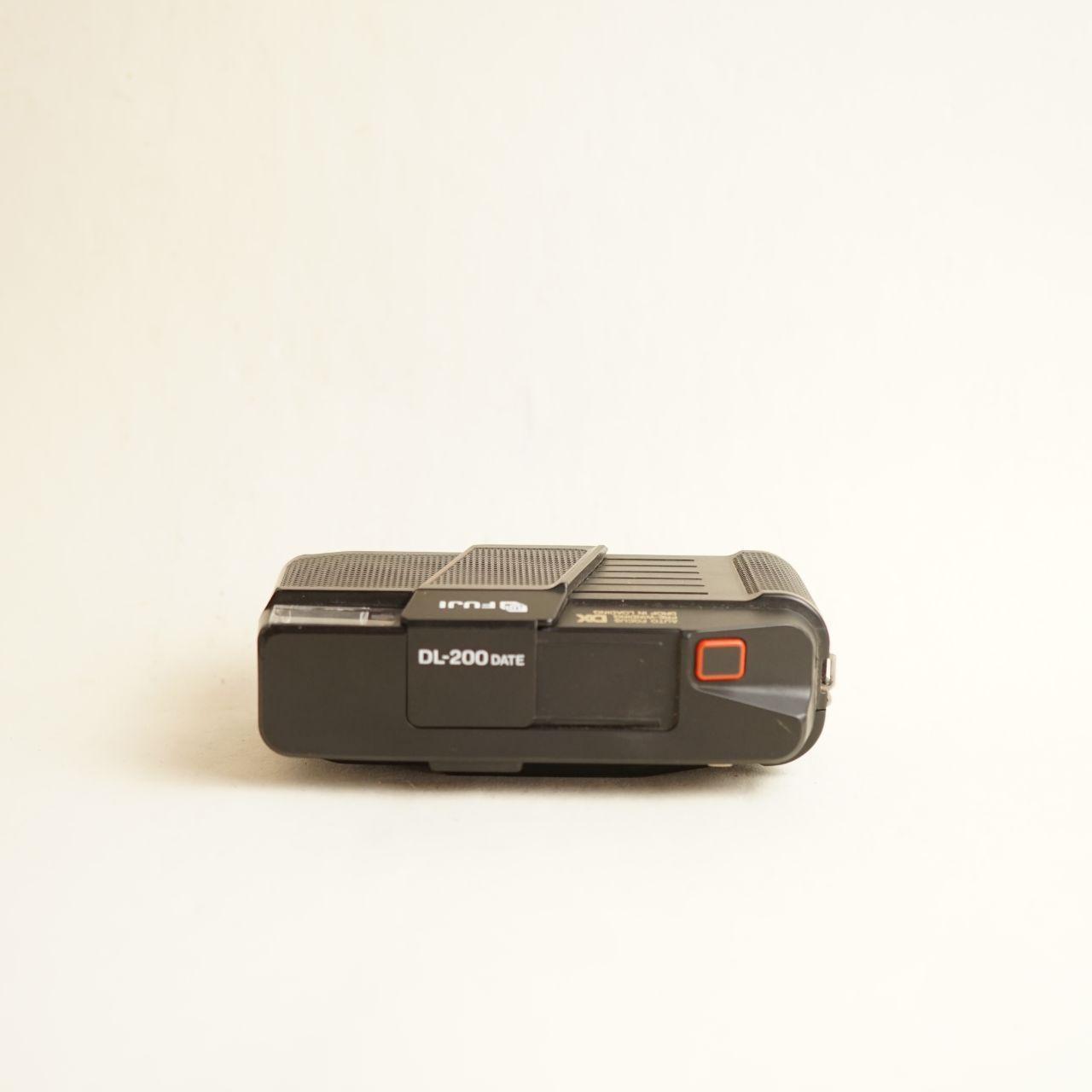 Fujifilm DL-200 Date Film Camera | 35mm Point & Shoot | Tested
