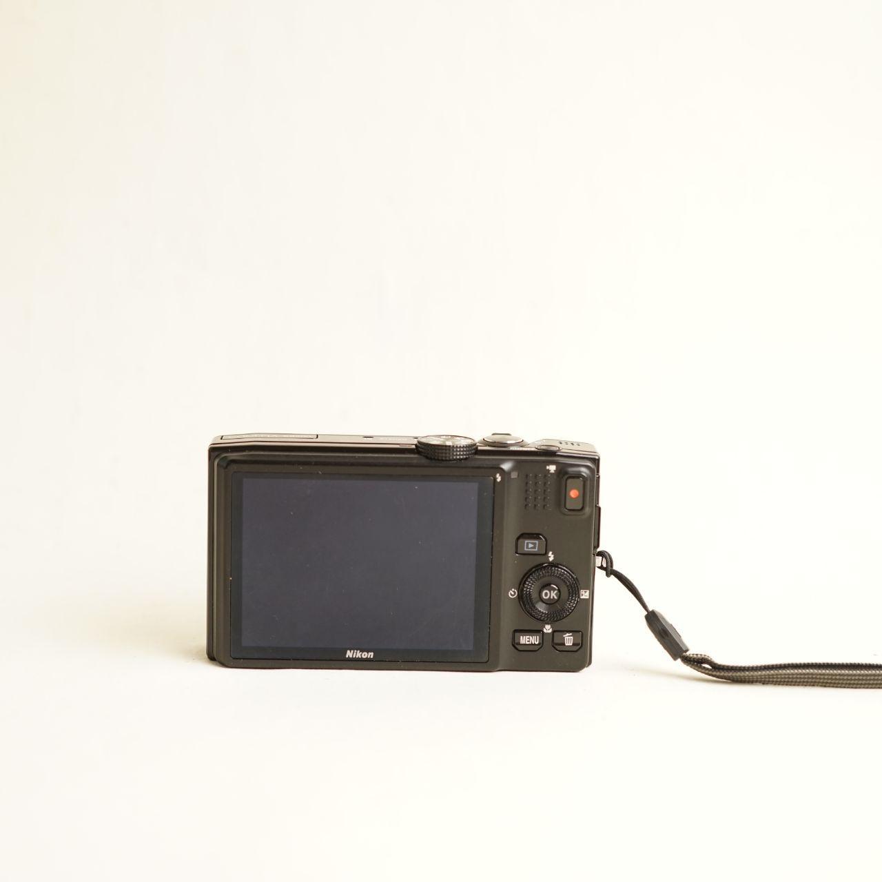 Nikon Coolpix S8200 Digital Camera | 16.1MP | Tested & Working | Black