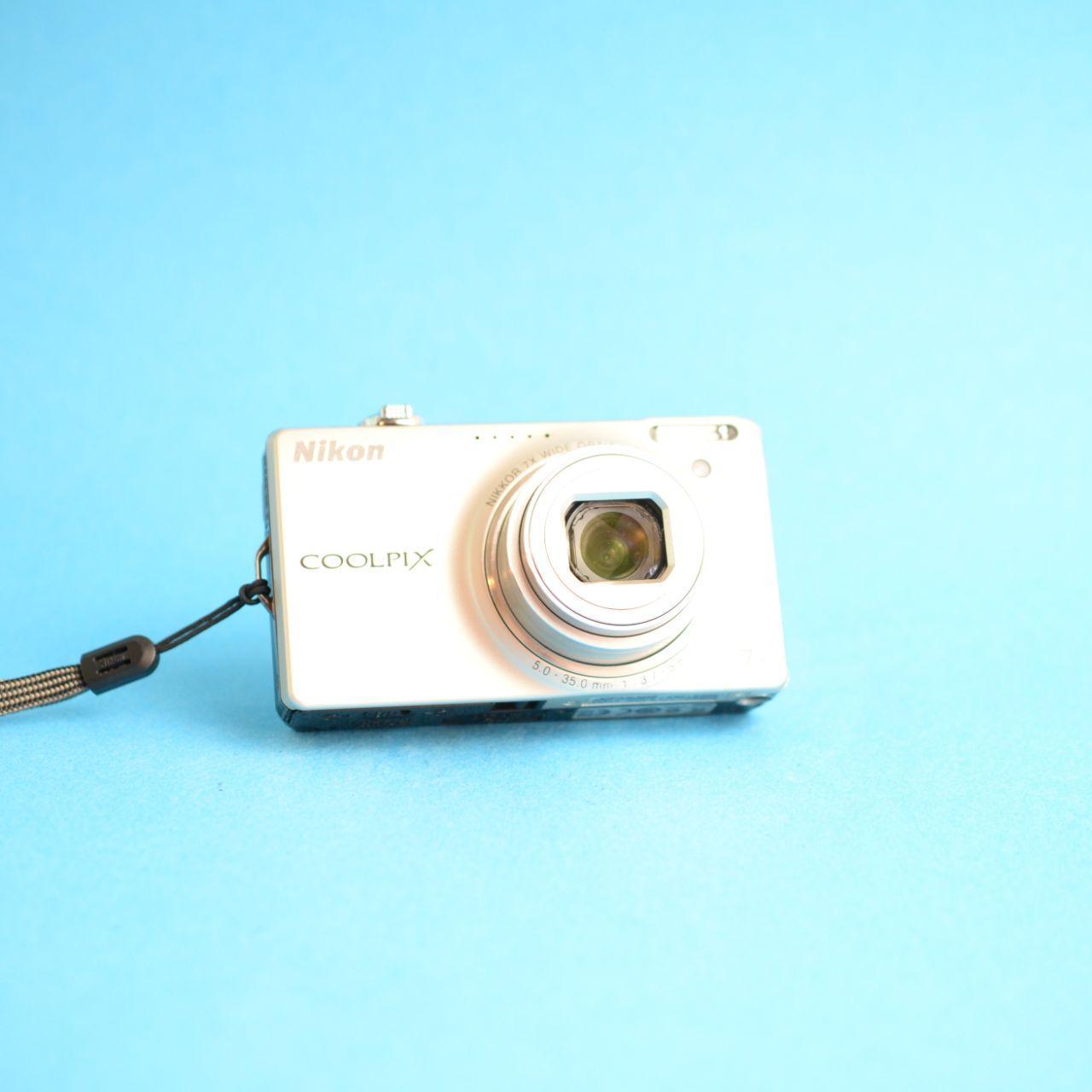 Nikon Coolpix S6000 Digital Camera | 14.2MP | Tested & Working | Silver