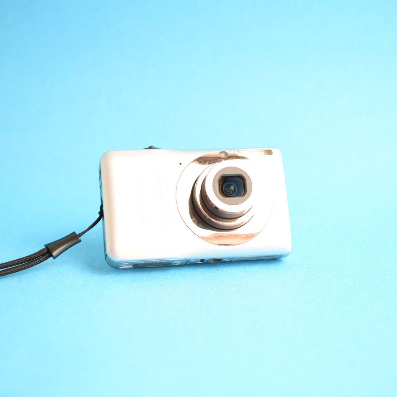 Canon PowerShot SD1300 IS Digital Camera | 12.1MP | Read Description | Silver