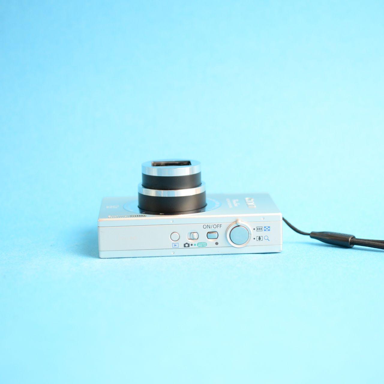 Canon PowerShot ELPH 520 HS Digital Camera | 10.1MP | Tested & Working | Silver