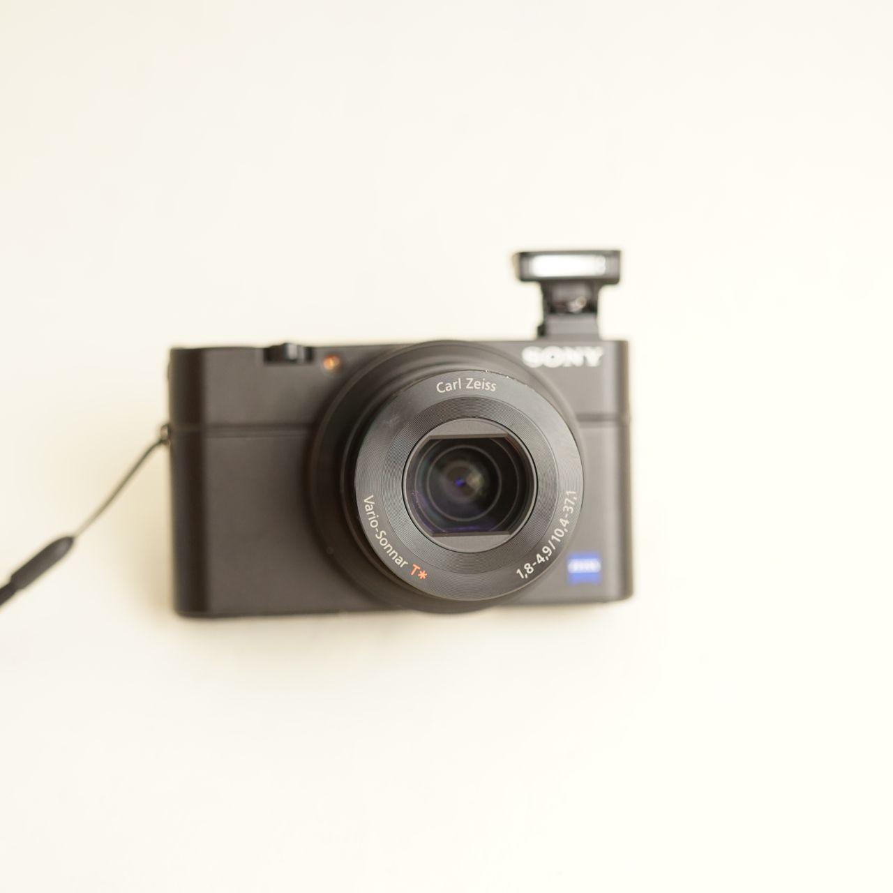 Sony Cyber-shot DSC-RX100 Digital Camera | 20.2MP | Tested & Working | Black