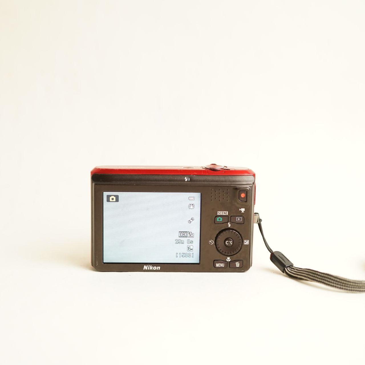 Nikon Coolpix S6300 Digital Camera | 16.0MP | Read Description | Red