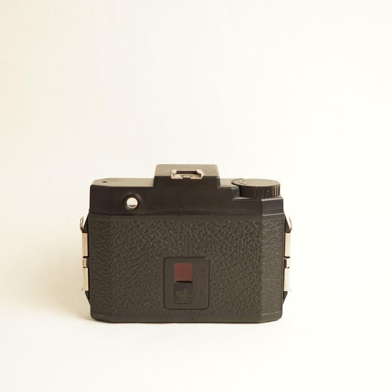 Holga 120 S Film Camera | Medium Format Toy Camera | Tested & Working | Black