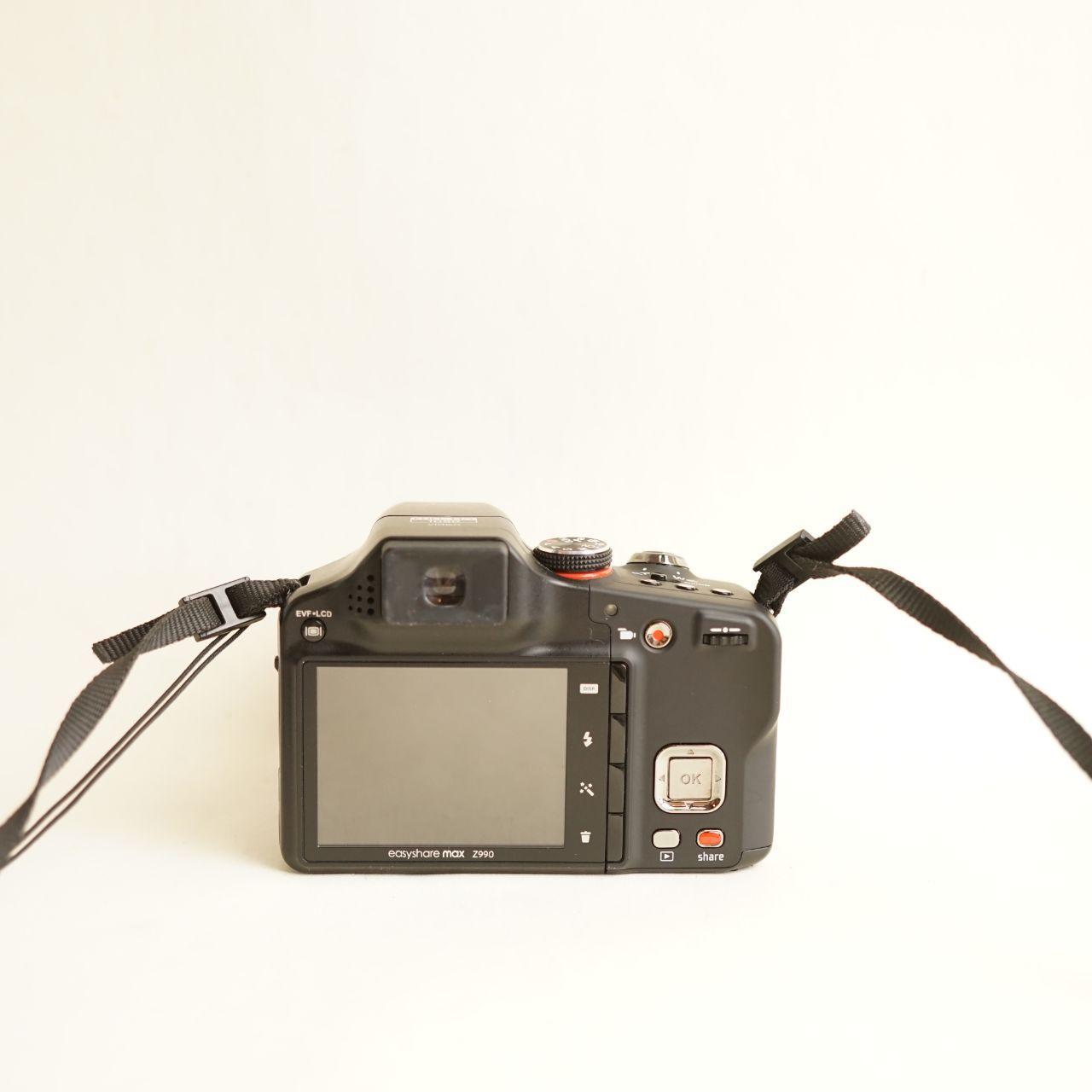 Kodak EasyShare Max Z990 Digital Camera | 12.0MP | Tested