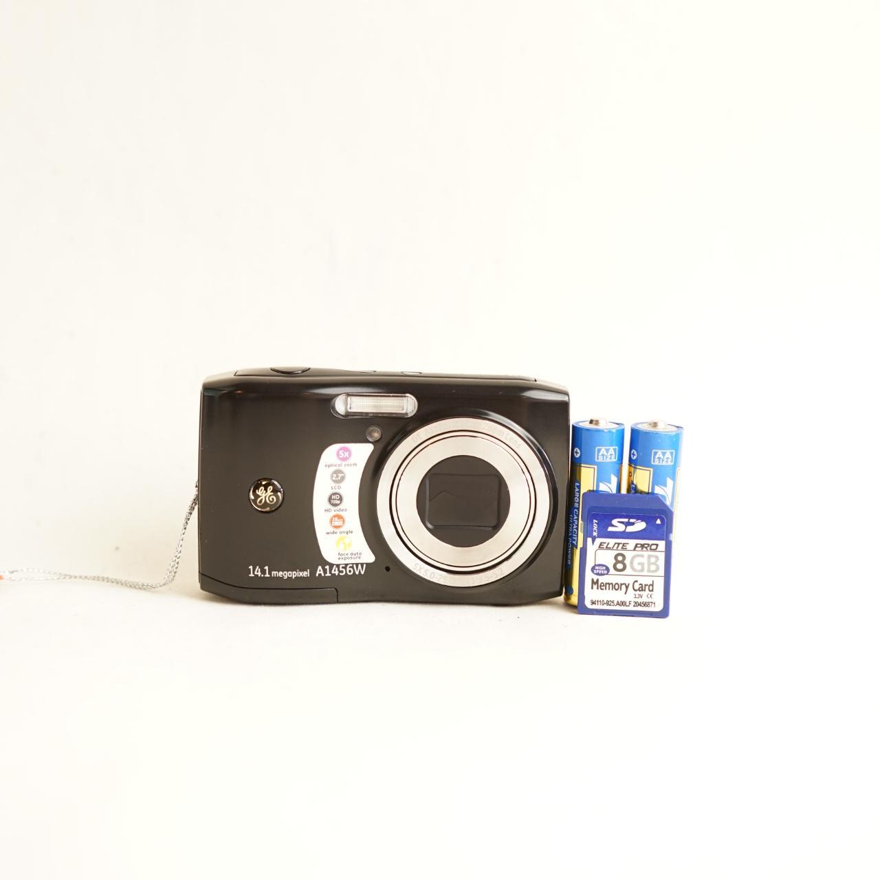 GE A1456W Digital Camera | 14.1MP | Tested & Working | Black