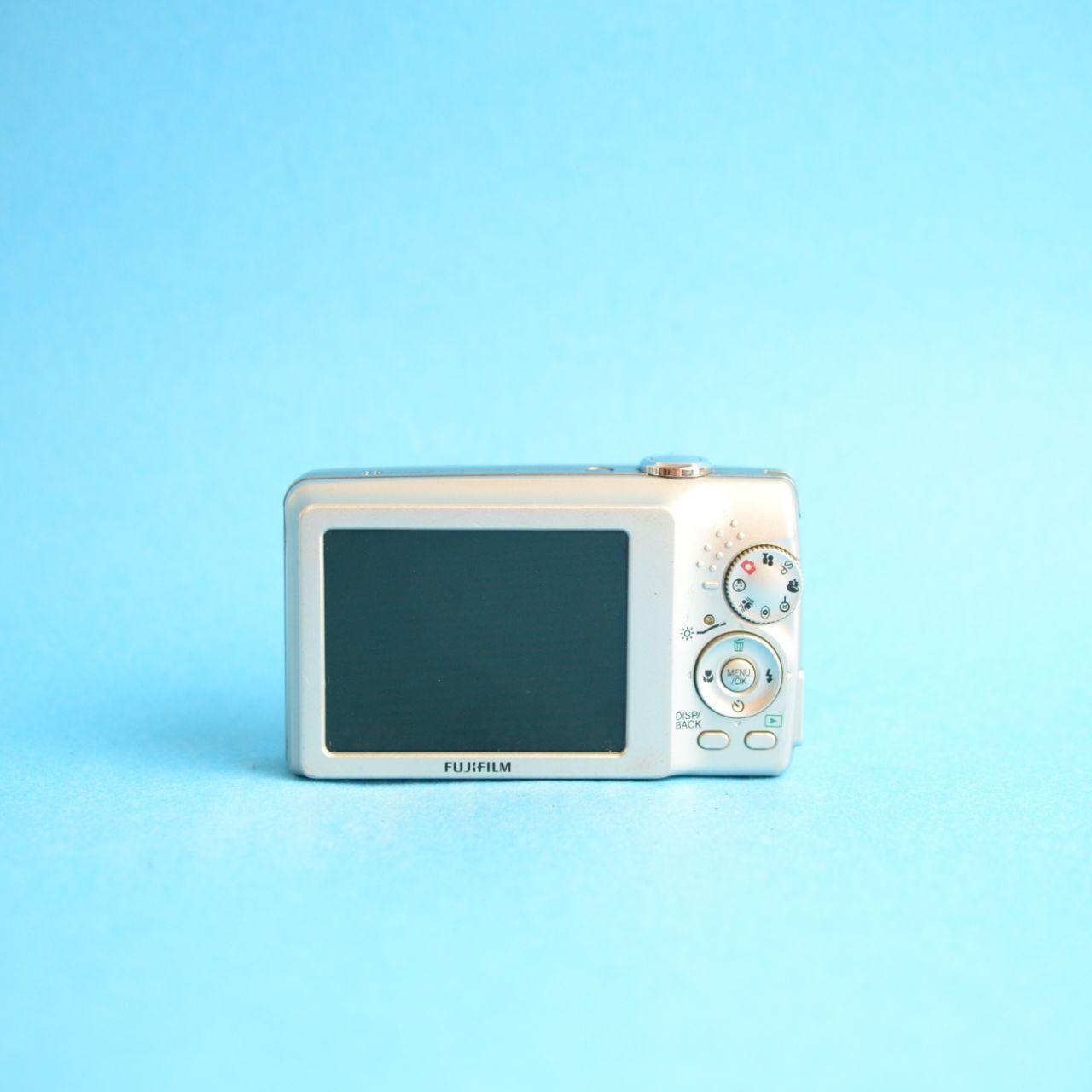 Fujifilm FinePix J50 Digital Camera | 8.2MP | Tested & Working | Silver