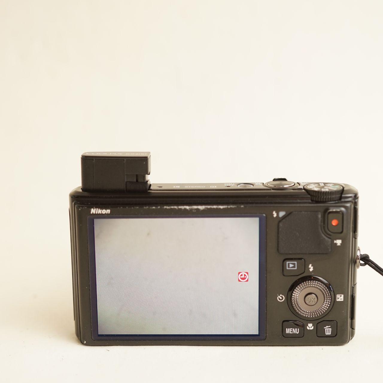 Nikon Coolpix S9400 Digital Camera | 18.1MP | Tested & Working | Black