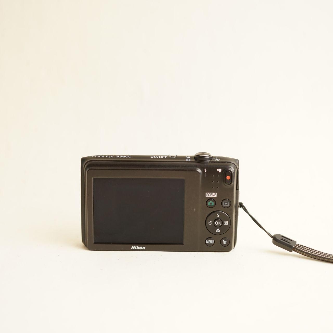 Nikon Coolpix S3600 Digital Camera | 20.1MP | Tested & Working | Black