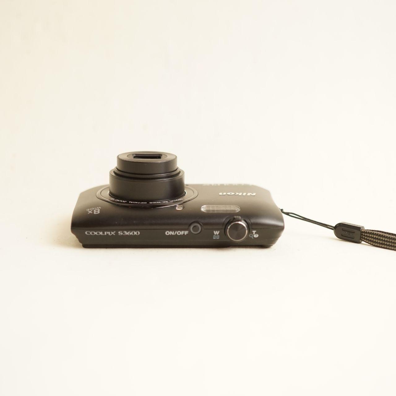 Nikon Coolpix S3600 Digital Camera | 20.1MP | Tested & Working