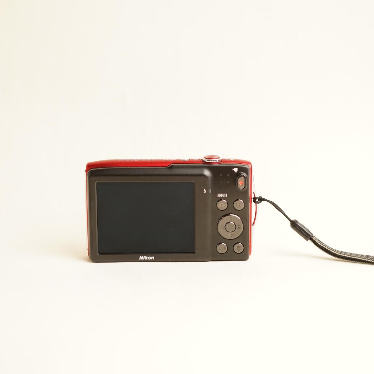 Nikon Coolpix S3300 Digital Camera | 16MP | Tested & Working | Red