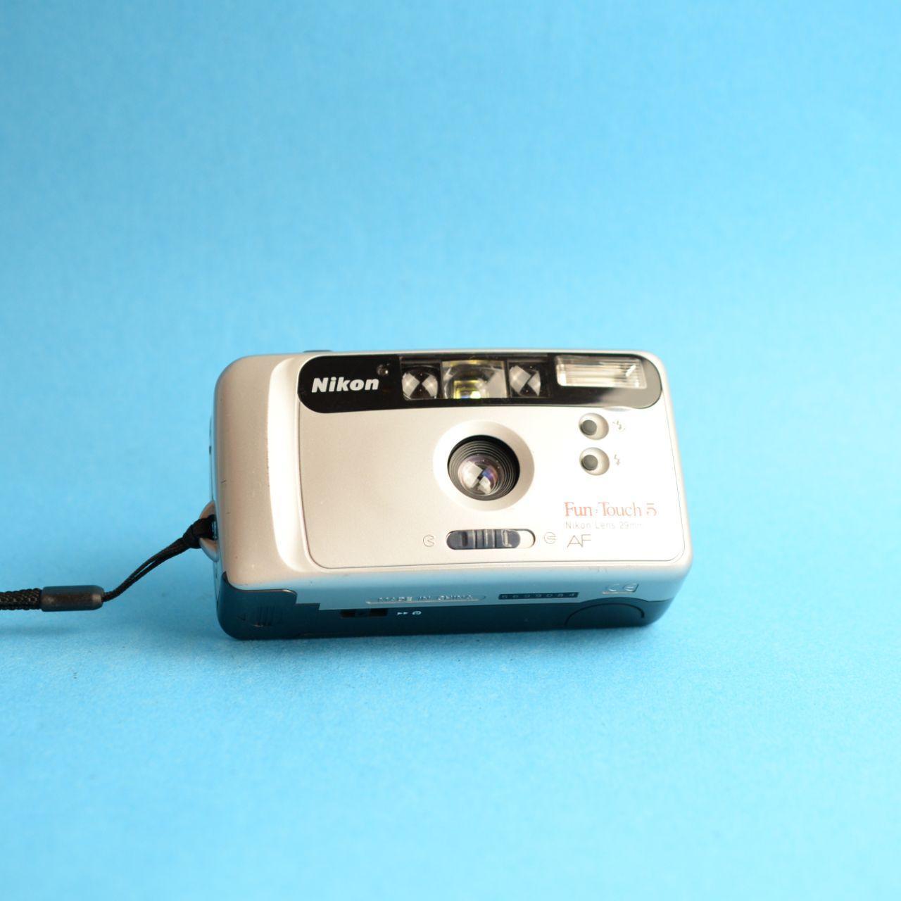 Nikon Fun Touch 5 Film Camera | 35mm Point & Shoot | Tested & Working | Silver