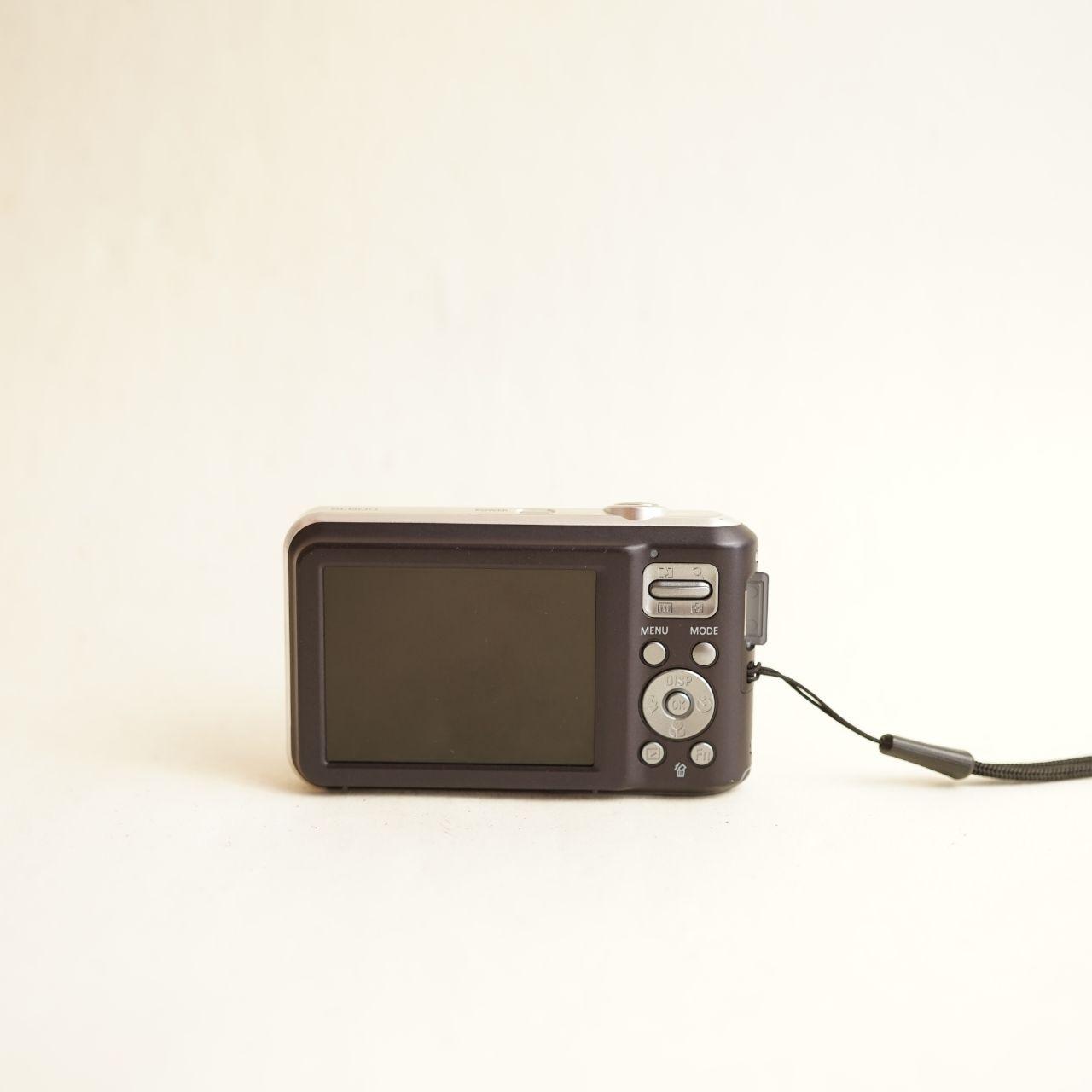 Samsung SL600 Digital Camera | 12.2MP | Read Description | Grey