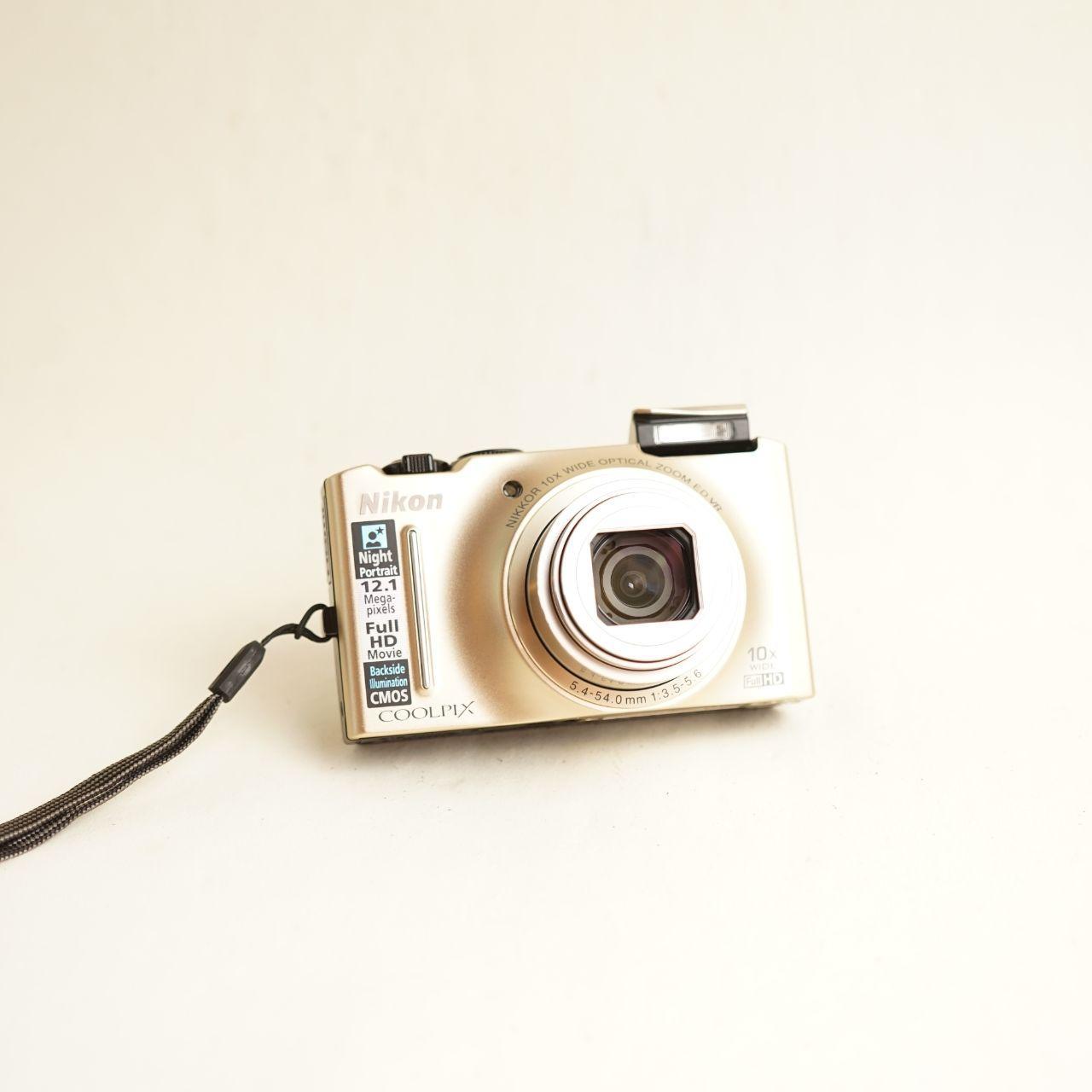 Nikon Coolpix S8100 Digital Camera | 12.1MP | Tested & Working