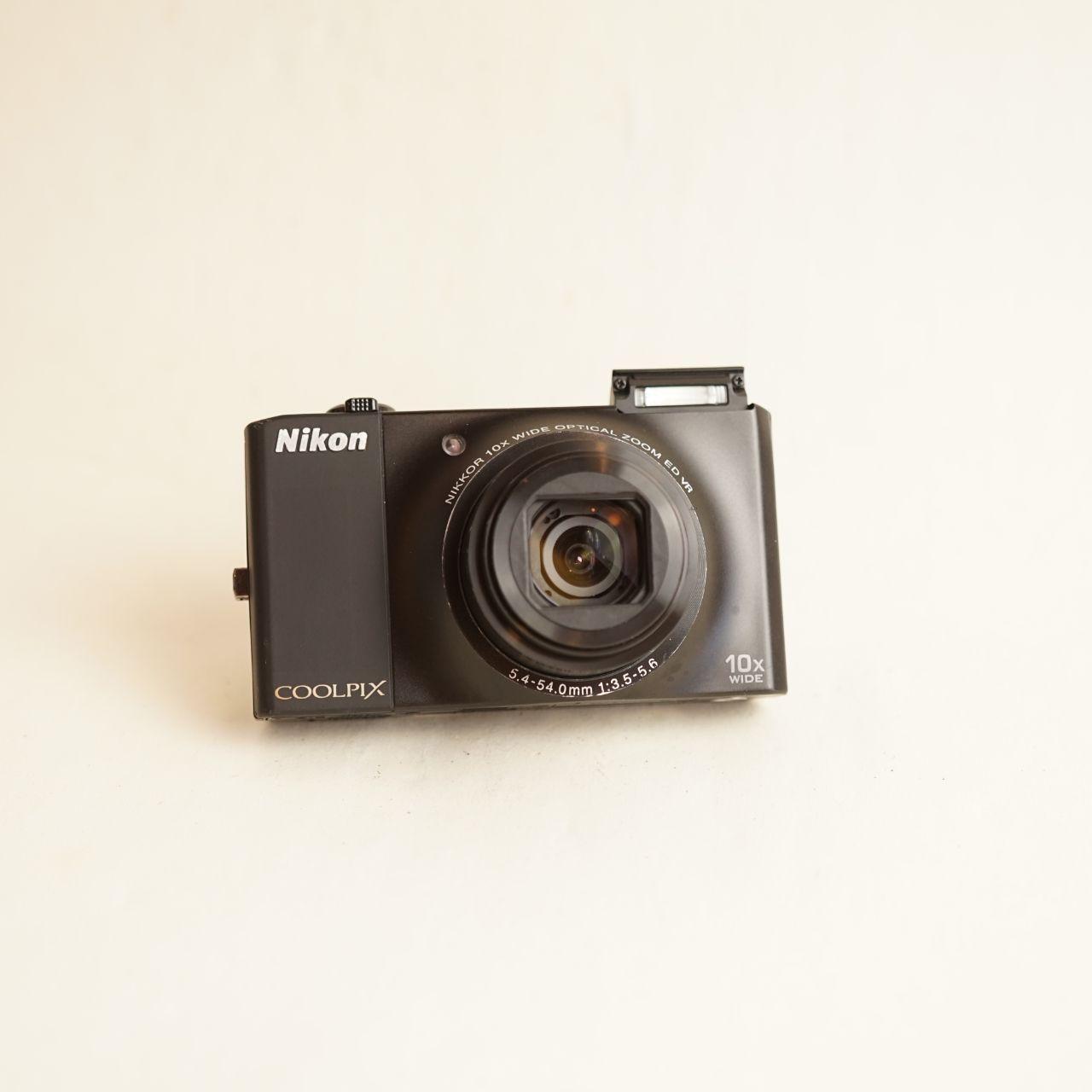 Nikon Coolpix S8000 Digital Camera | 14.2MP | Read Description