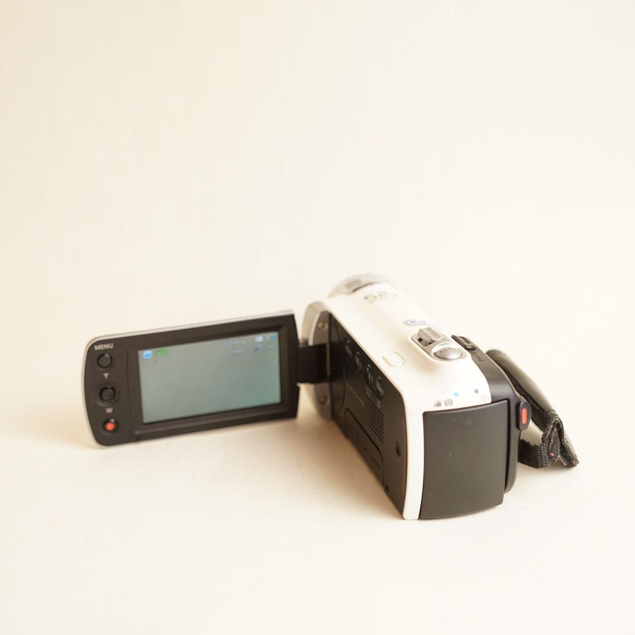 Samsung HMX-F90 Digital Camcorder | HD Video | Tested & Working | Off-White