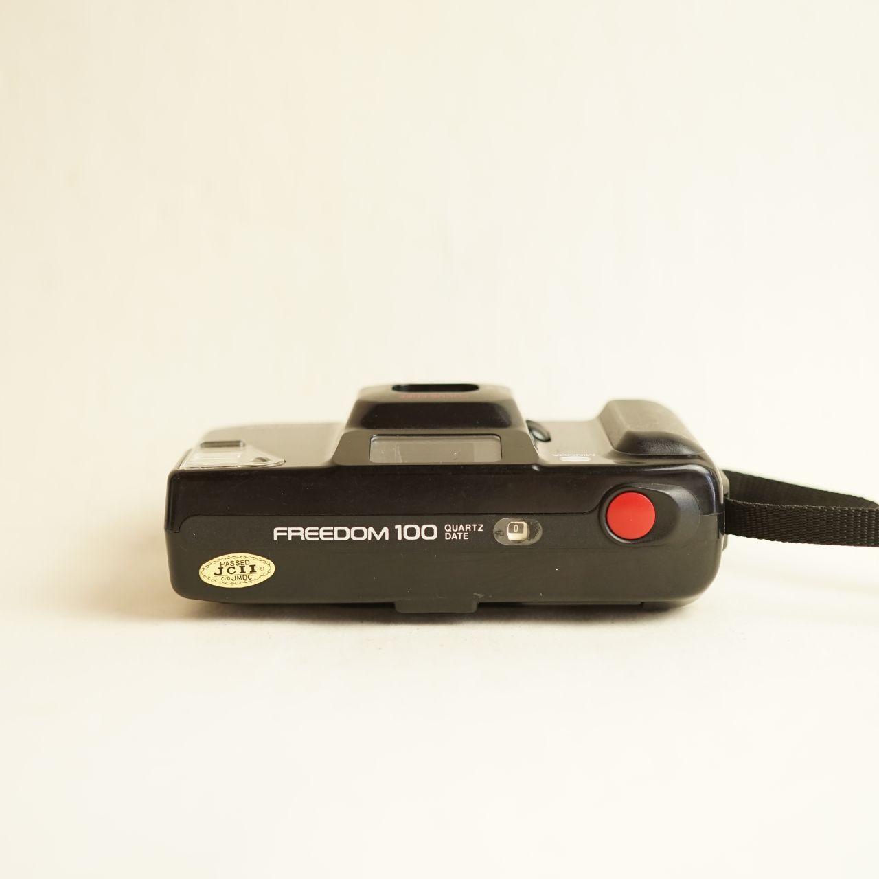Minolta Freedom 100 Film Camera | 35mm Point & Shoot | Tested & Working | Black