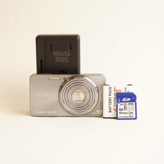 Sony Cyber-shot DSC-W570 Digital Camera | 16.1MP | Tested & Working | Silver