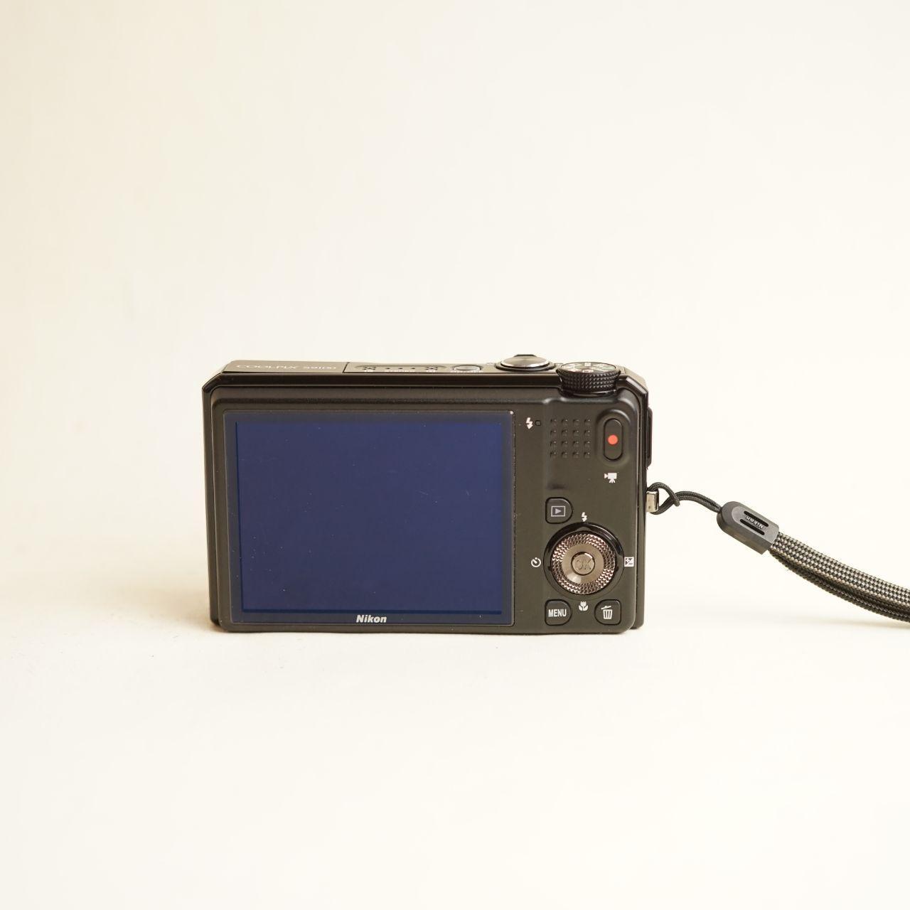 Nikon Coolpix S9100 Digital Camera | 12.1MP | Read Description | Black