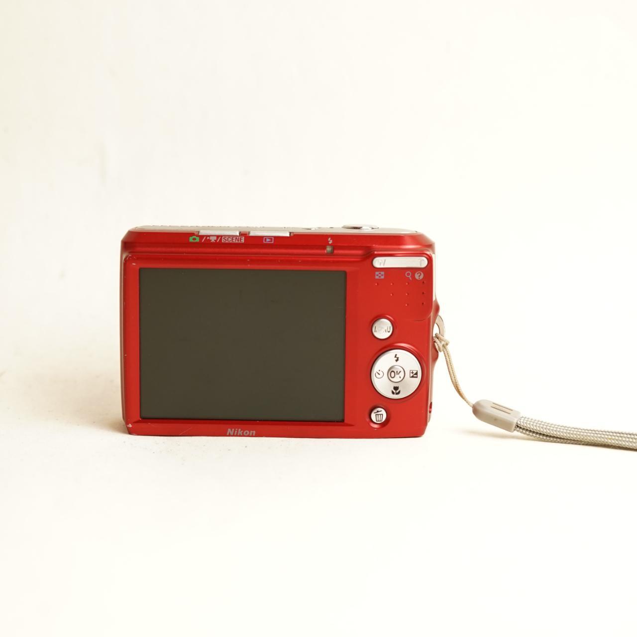 Nikon Coolpix L18 Digital Camera | 8MP | Tested & Working | Red