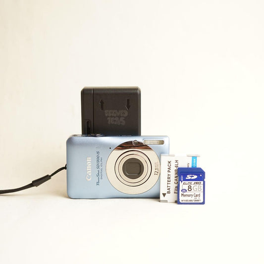 Canon PowerShot SD1300 IS Digital Camera | 12.1MP | Read Description | Blue