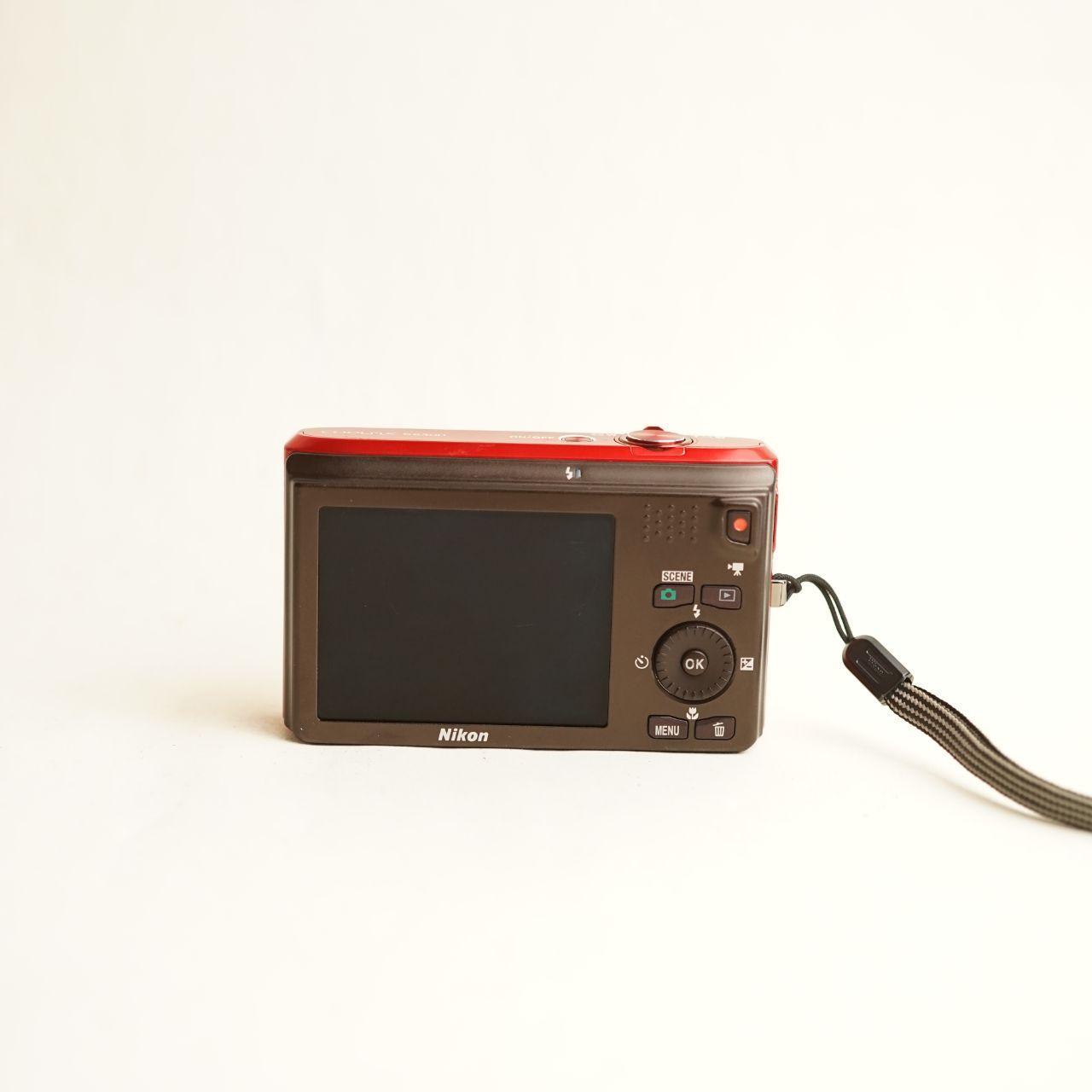 Nikon Coolpix S6300 Digital Camera | 16MP | Read Description | Red