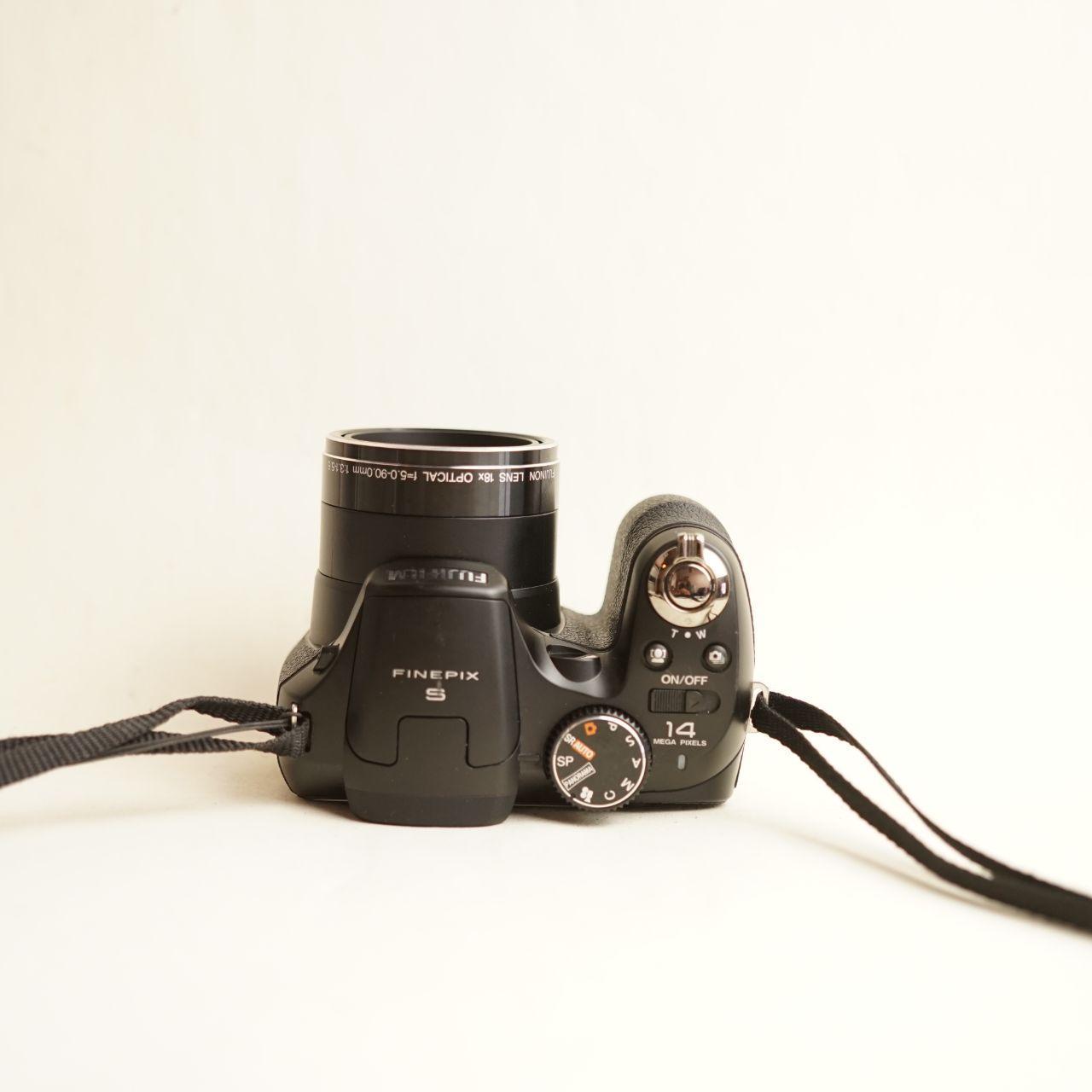 Fujifilm FinePix S2980 Digital Camera | 14MP | Tested & Working | Black