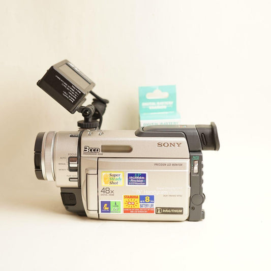Sony Handycam DCR-TRV900 Camcorder | Tapeless Setup | Tested & Working | Silver