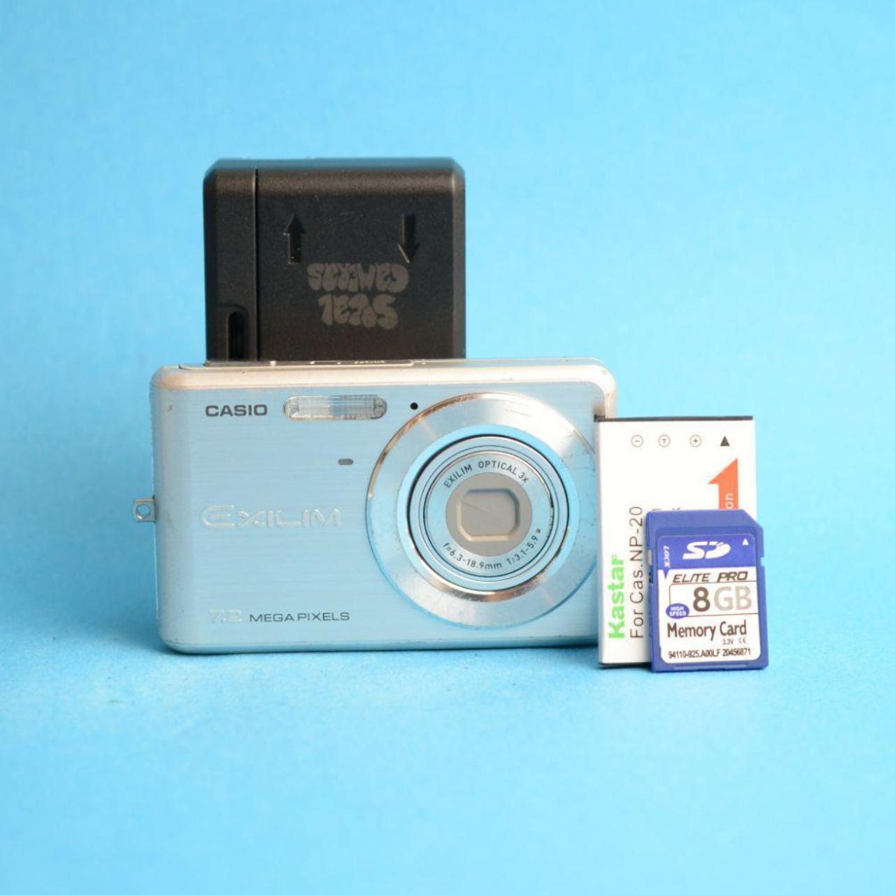 Casio Exilim EX-Z77 Digital Camera | 7.2MP | Tested & Working | Silver