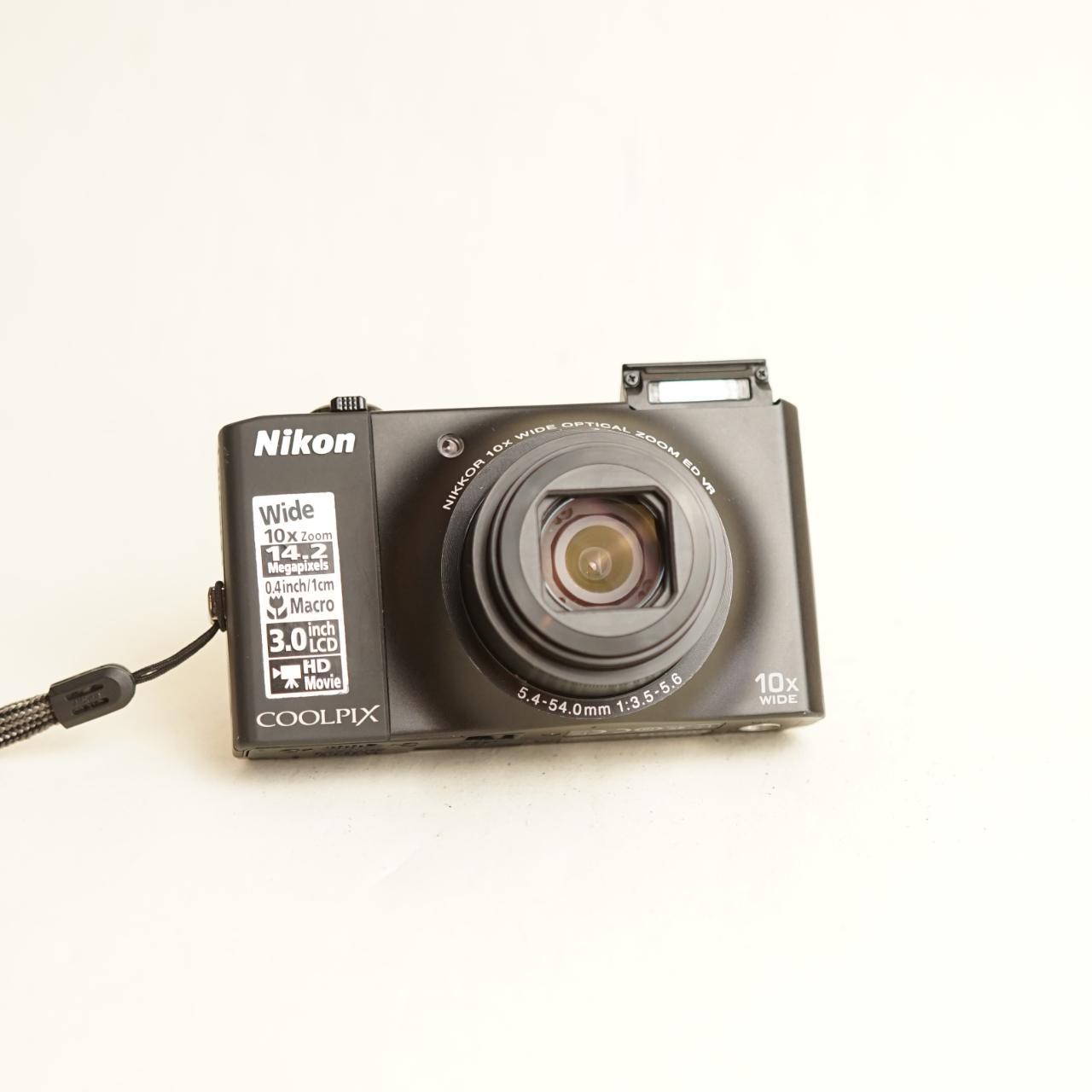 Nikon CoolPix S8000 Digital Camera | 14.2MP | Read Description