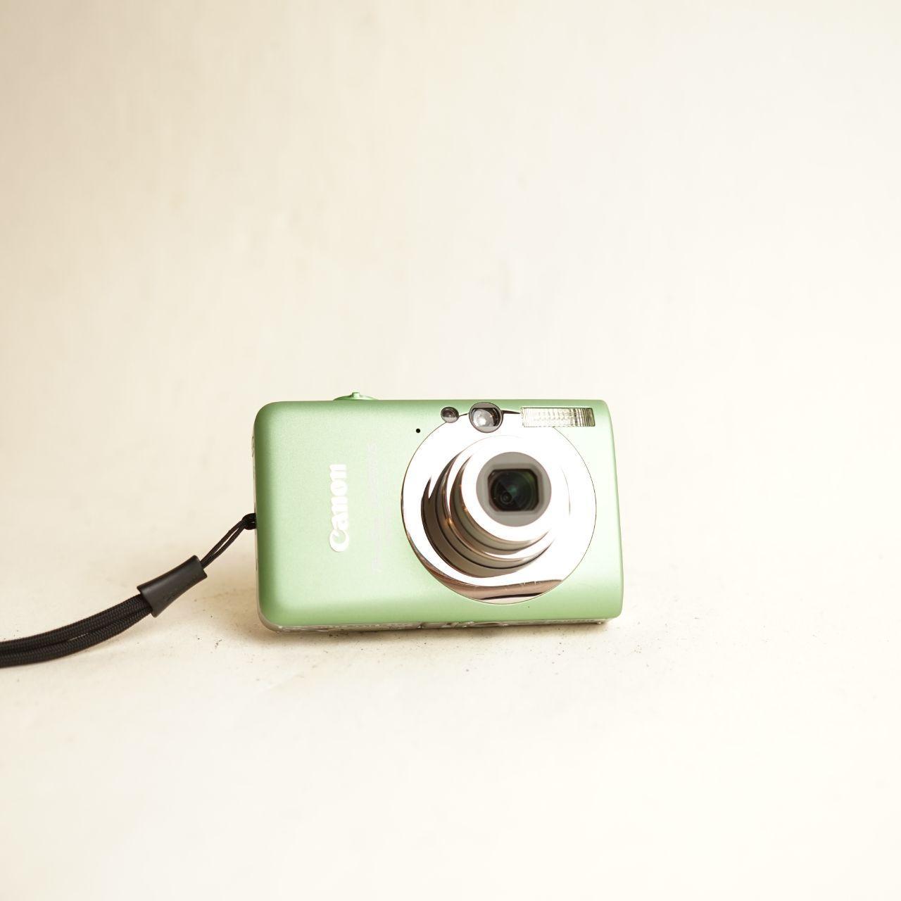Canon PowerShot SD1200 IS Digital Camera | 10MP | Tested & Working | Green