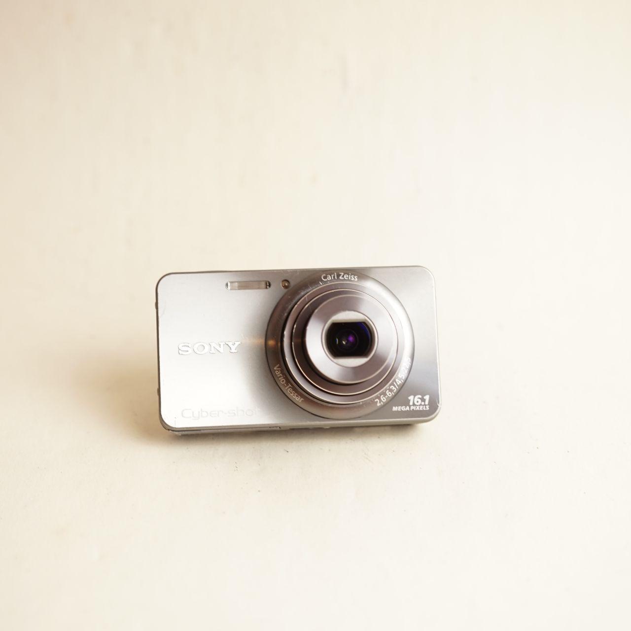 Sony Cyber-shot DSC-W570 Digital Camera | 16.1MP | Tested & Working | Silver