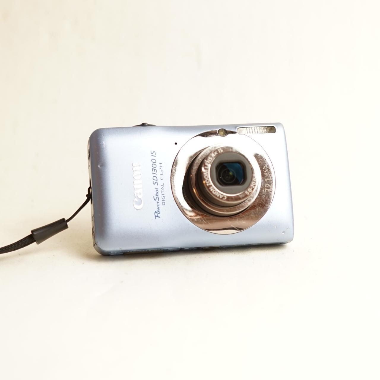 Canon PowerShot SD1300 IS Digital Camera | 12.1MP | Read Description | Blue