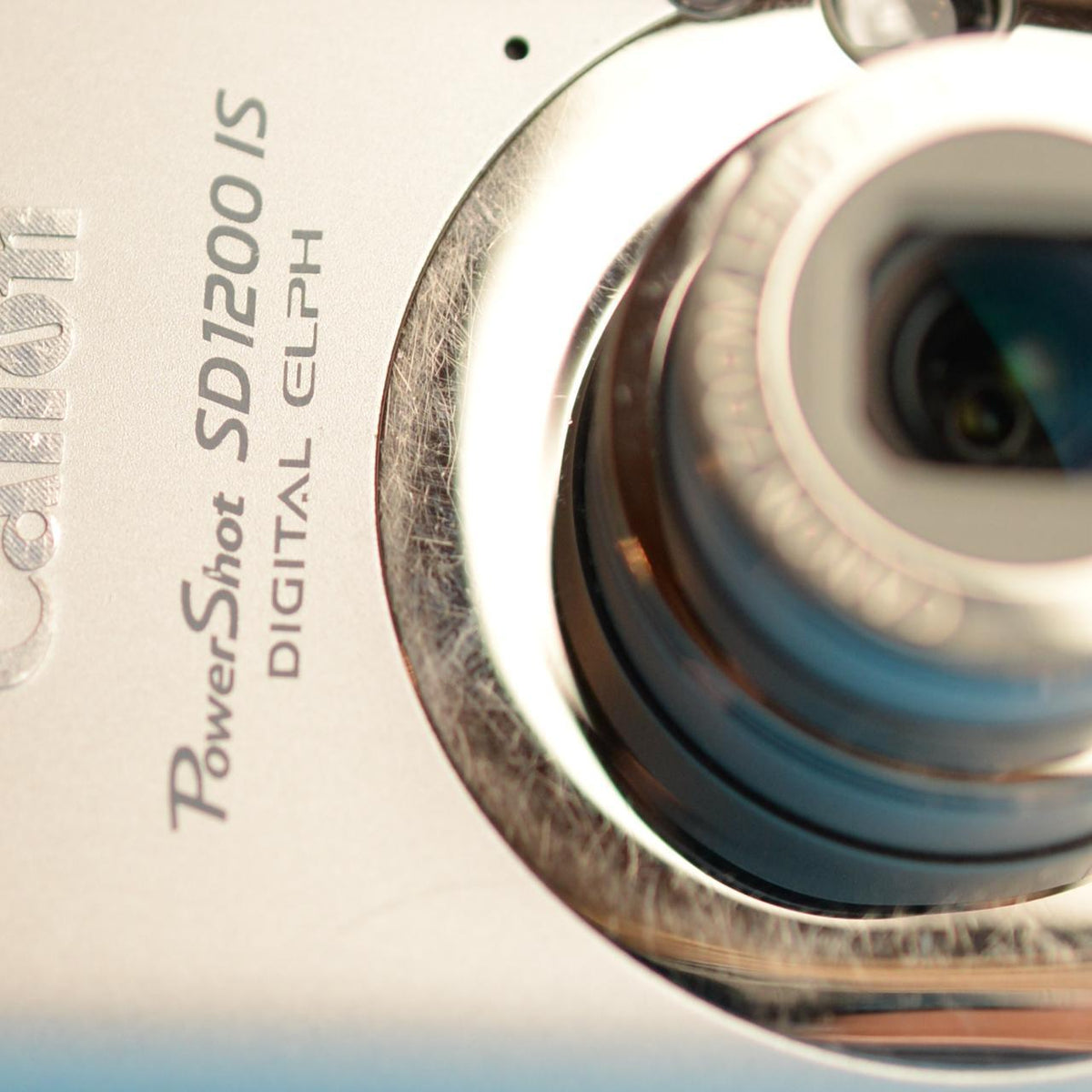 Canon PowerShot SD1200 IS Digital Camera | 10MP | Tested & Working | Silver