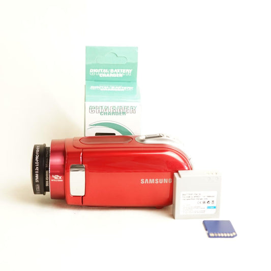 Samsung SMX-F34RN w/ 0.2x Fisheye Camcorder | Tested & Working | Red